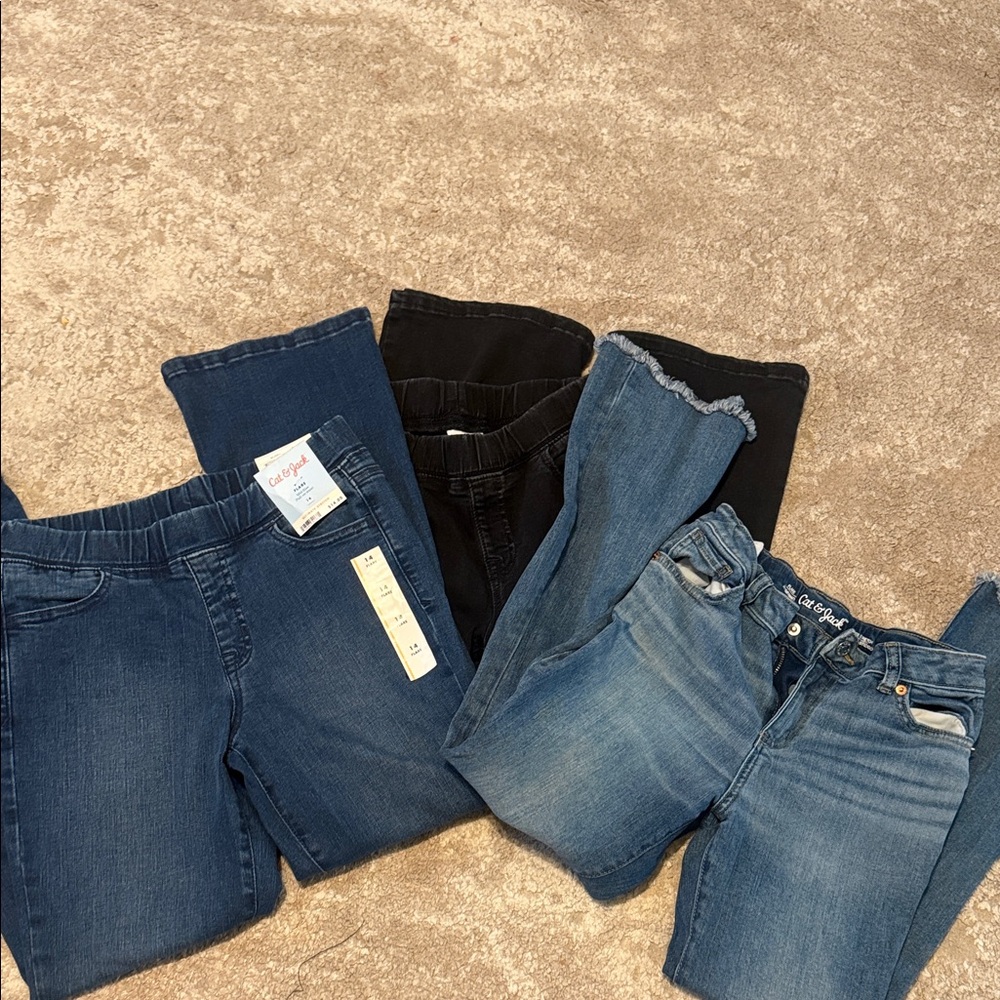 Cat & Jack Kids Blue and Black Jeans Set